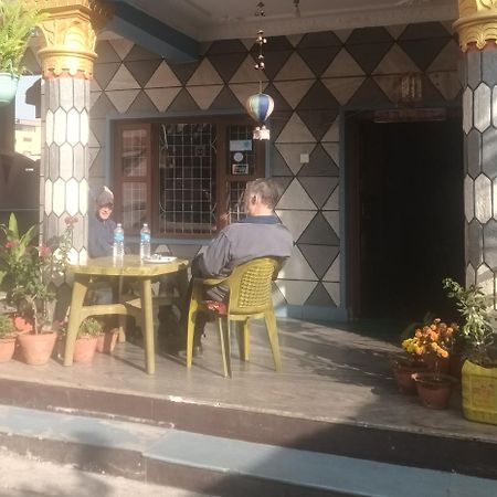 Krishna Inn Pokhara Buitenkant foto