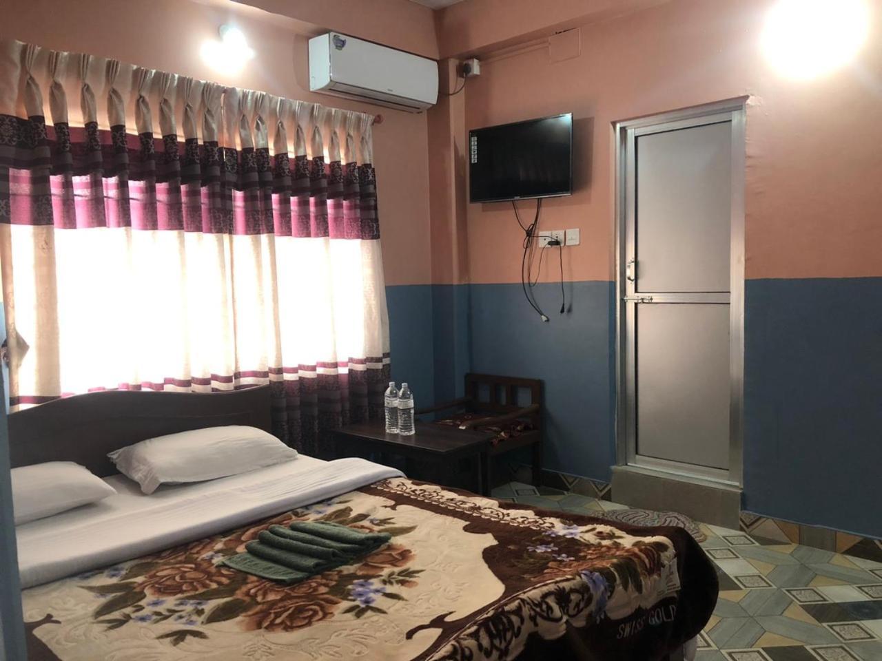 Krishna Inn Pokhara Buitenkant foto