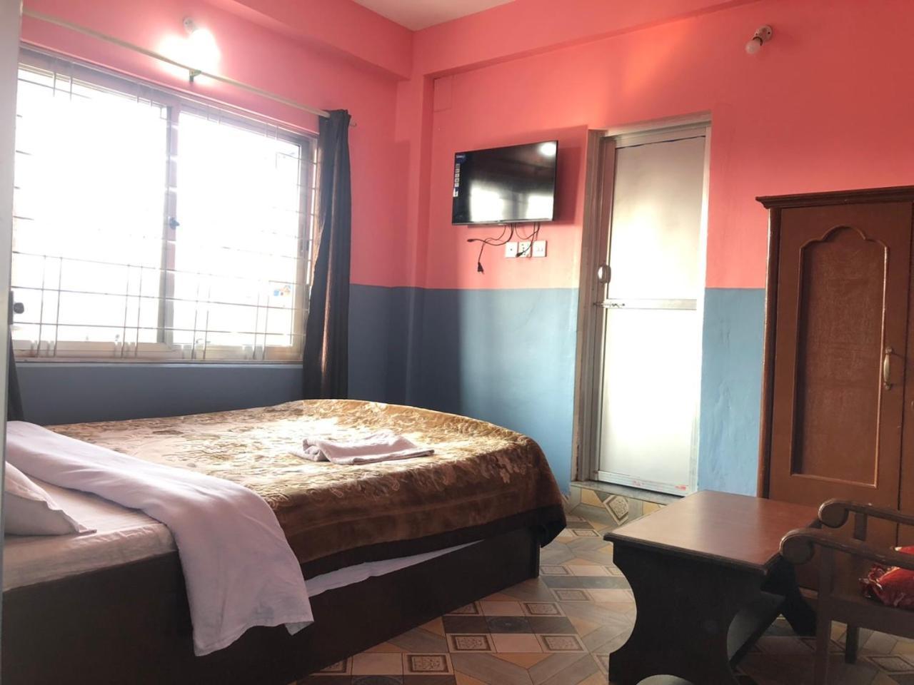 Krishna Inn Pokhara Buitenkant foto