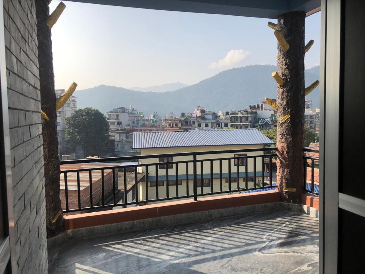 Krishna Inn Pokhara Buitenkant foto