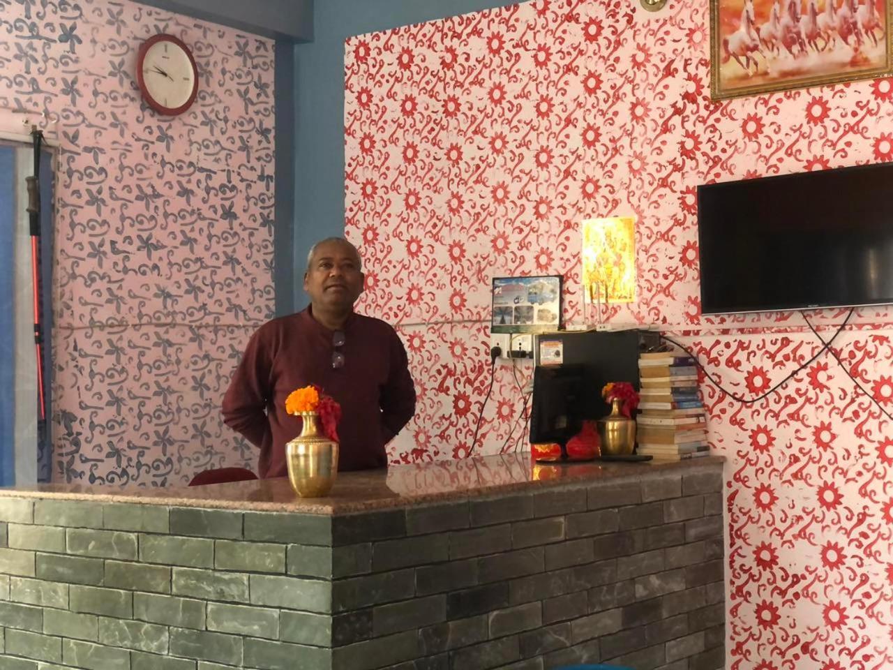 Krishna Inn Pokhara Buitenkant foto