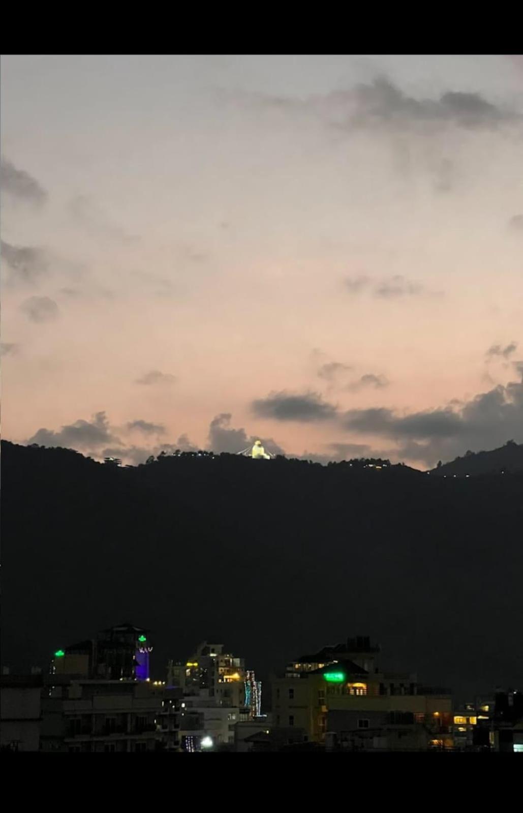 Krishna Inn Pokhara Buitenkant foto